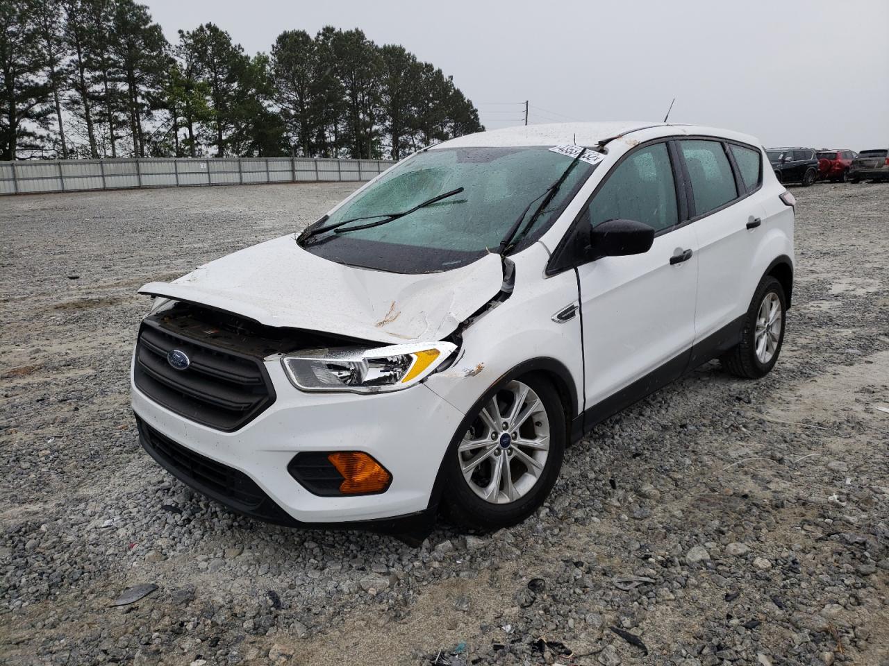 Photo 2 from auction – 2017 FORD ESCAPE S with VIN 1FMCU0F74HUB85658