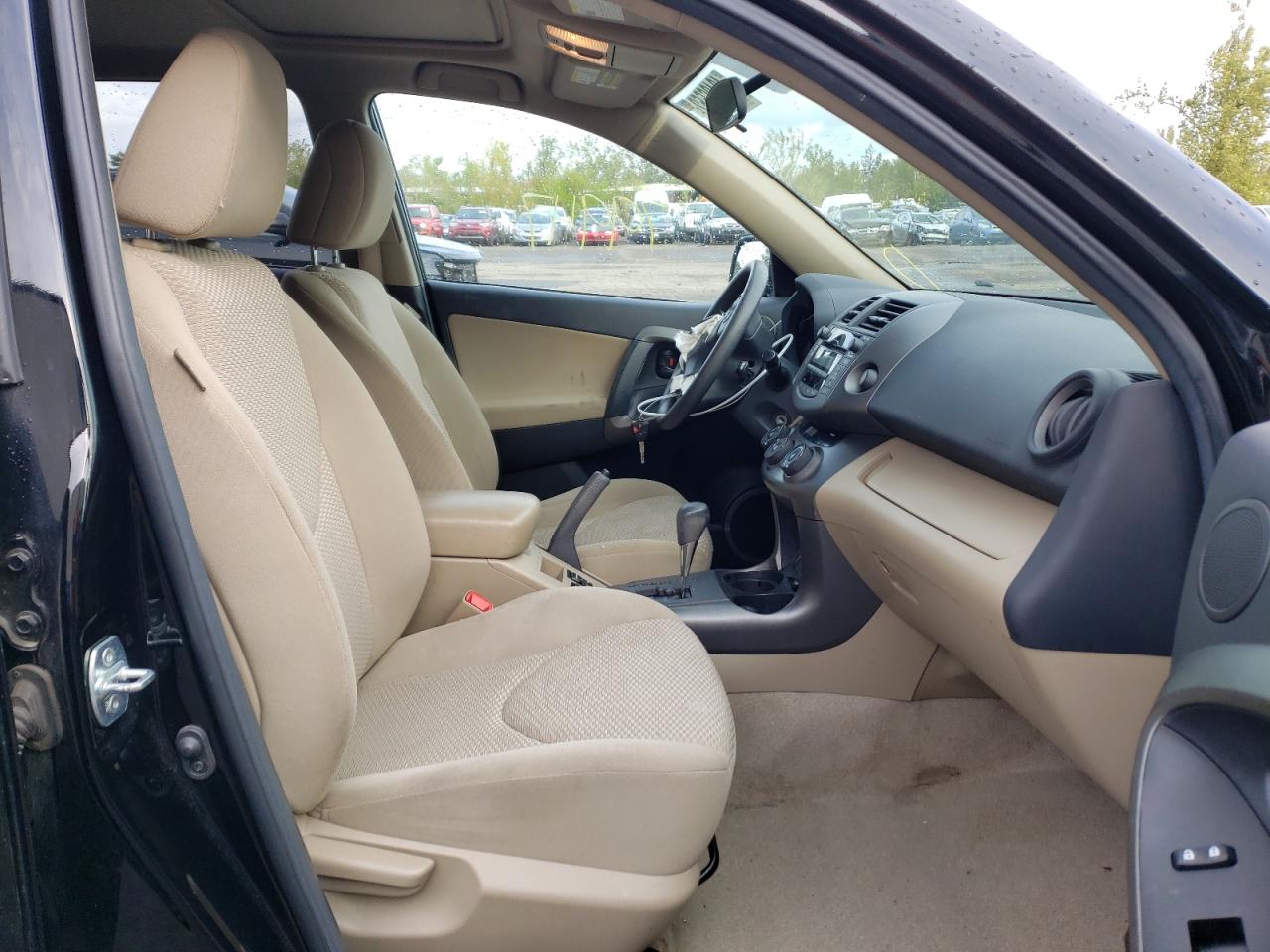 Photo 5 from auction – 2011 TOYOTA RAV4 with VIN 2T3BF4DV2BW160187