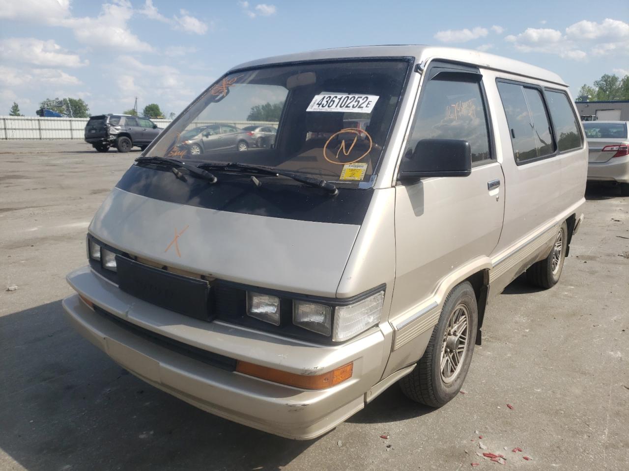Photo 2 from auction – 1986 TOYOTA VAN with VIN JT3YR26W8G5013497