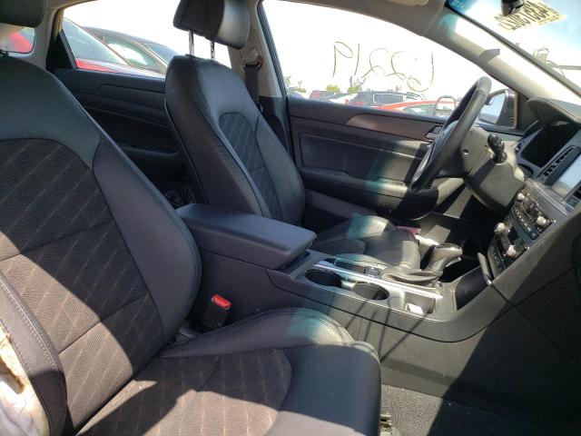 Photo 5 from auction – 2017 HYUNDAI SONATA SPO with VIN 5NPE34AF0HH461026