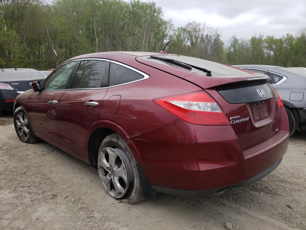 Photo 3 from auction – 2011 HONDA ACCORD CRO with VIN 5J6TF2H54BL000604
