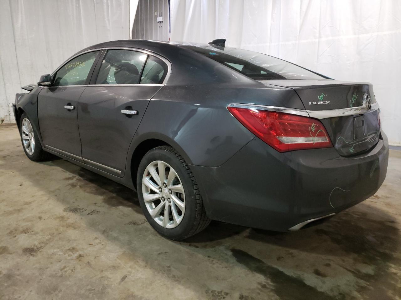 Photo 3 from auction – 2016 BUICK LACROSSE with VIN 1G4GB5G34GF172198