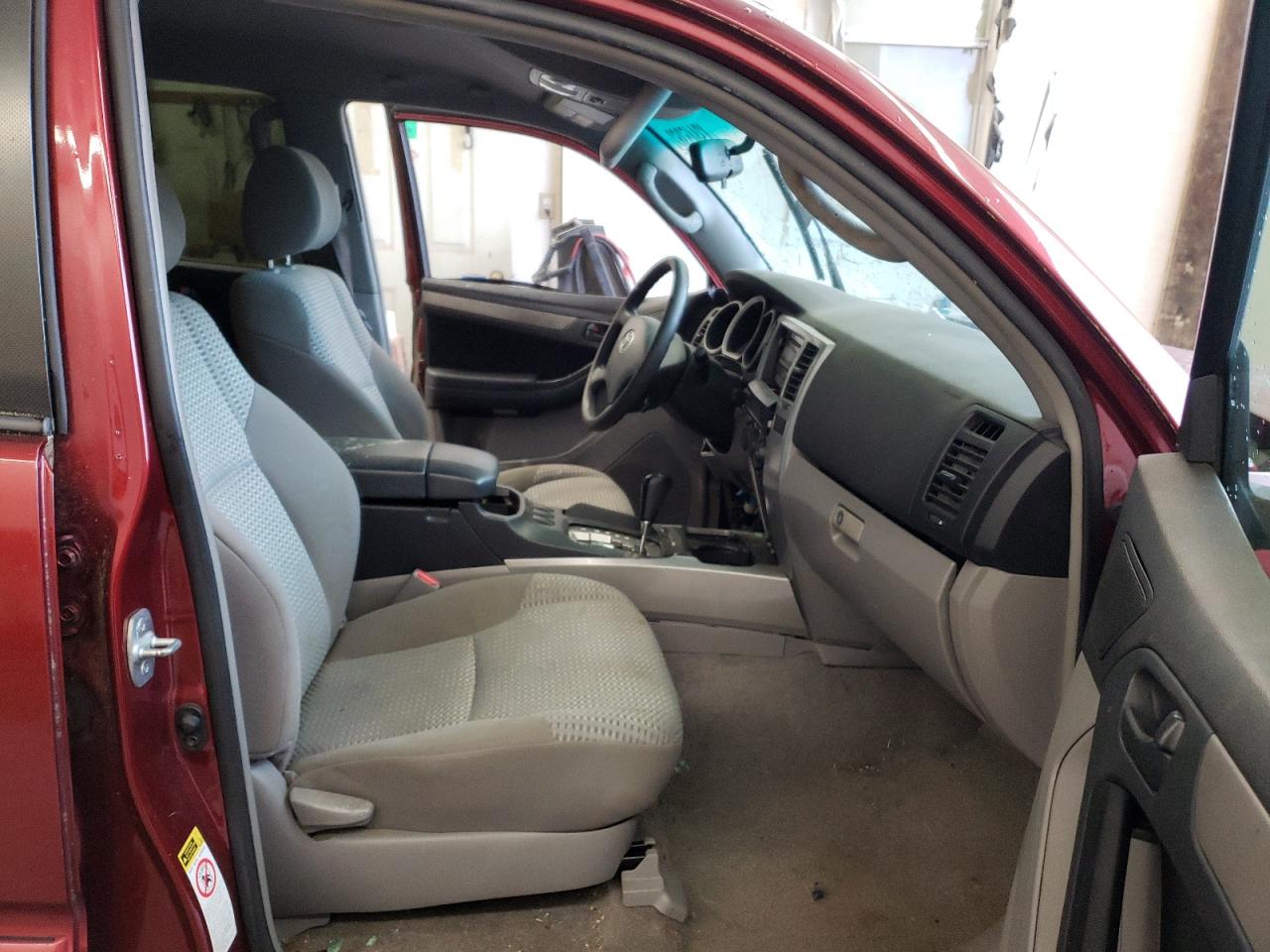 Photo 5 from auction – 2008 TOYOTA 4RUNNER SR with VIN JTEZU14R288092554