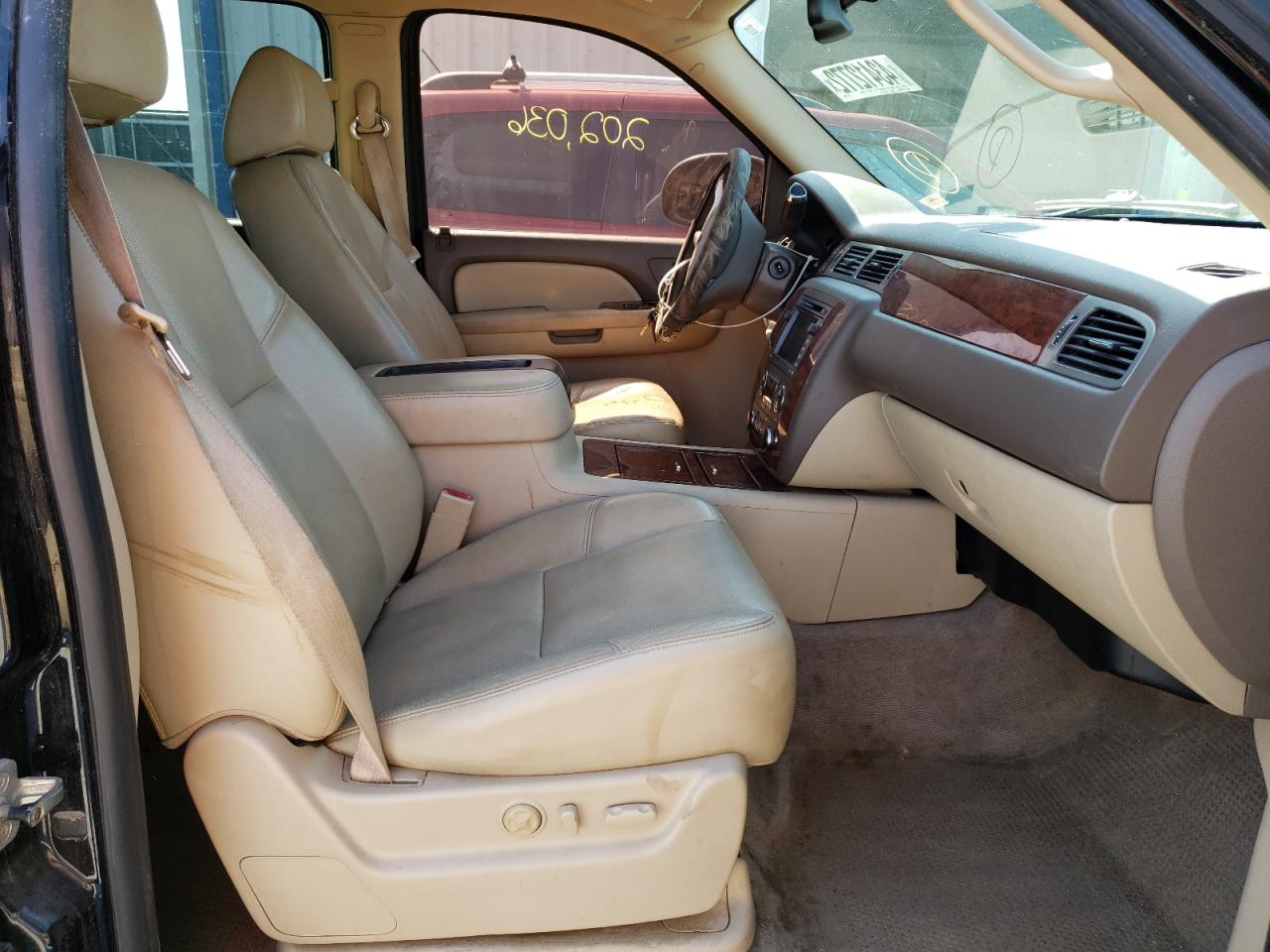 Photo 5 from auction – 2009 CHEVROLET AVALANCHE with VIN 3GNFK320X9G236027