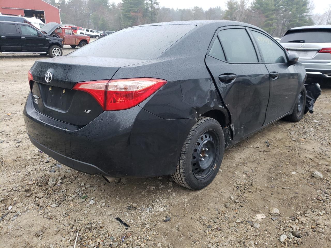 Photo 4 from auction – 2018 TOYOTA COROLLA L with VIN 5YFBURHE8JP819525