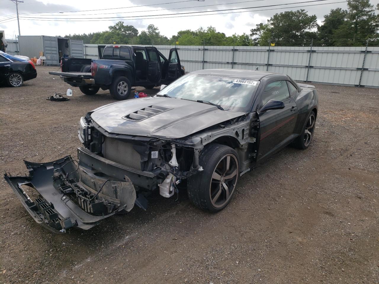 Photo 2 from auction – 2015 CHEVROLET CAMARO SS with VIN 2G1FK1EJ8F9301201