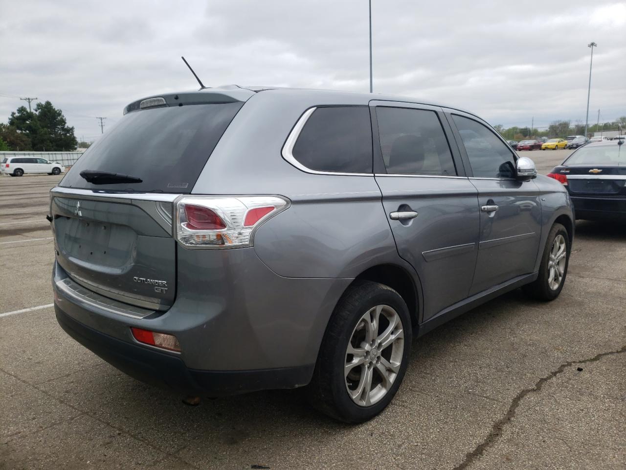 Photo 4 from auction – 2014 MITSUBISHI OUTLANDER with VIN JA4JZ4AX1EZ003161