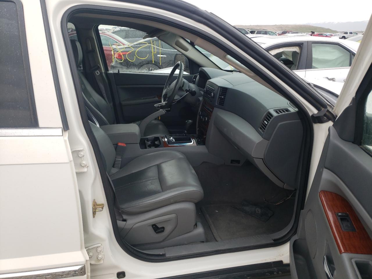 Photo 5 from auction – 2005 JEEP GRAND CHER with VIN 1J4HR58235C675028