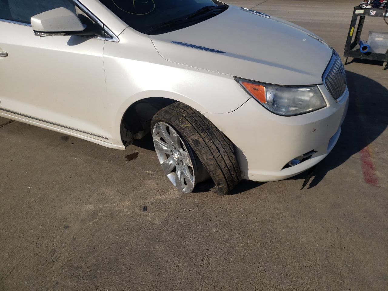 Zdjęcie 9 z aukcji – 2011 BUICK LACROSSE C z VIN 1G4GC5GD5BF330305