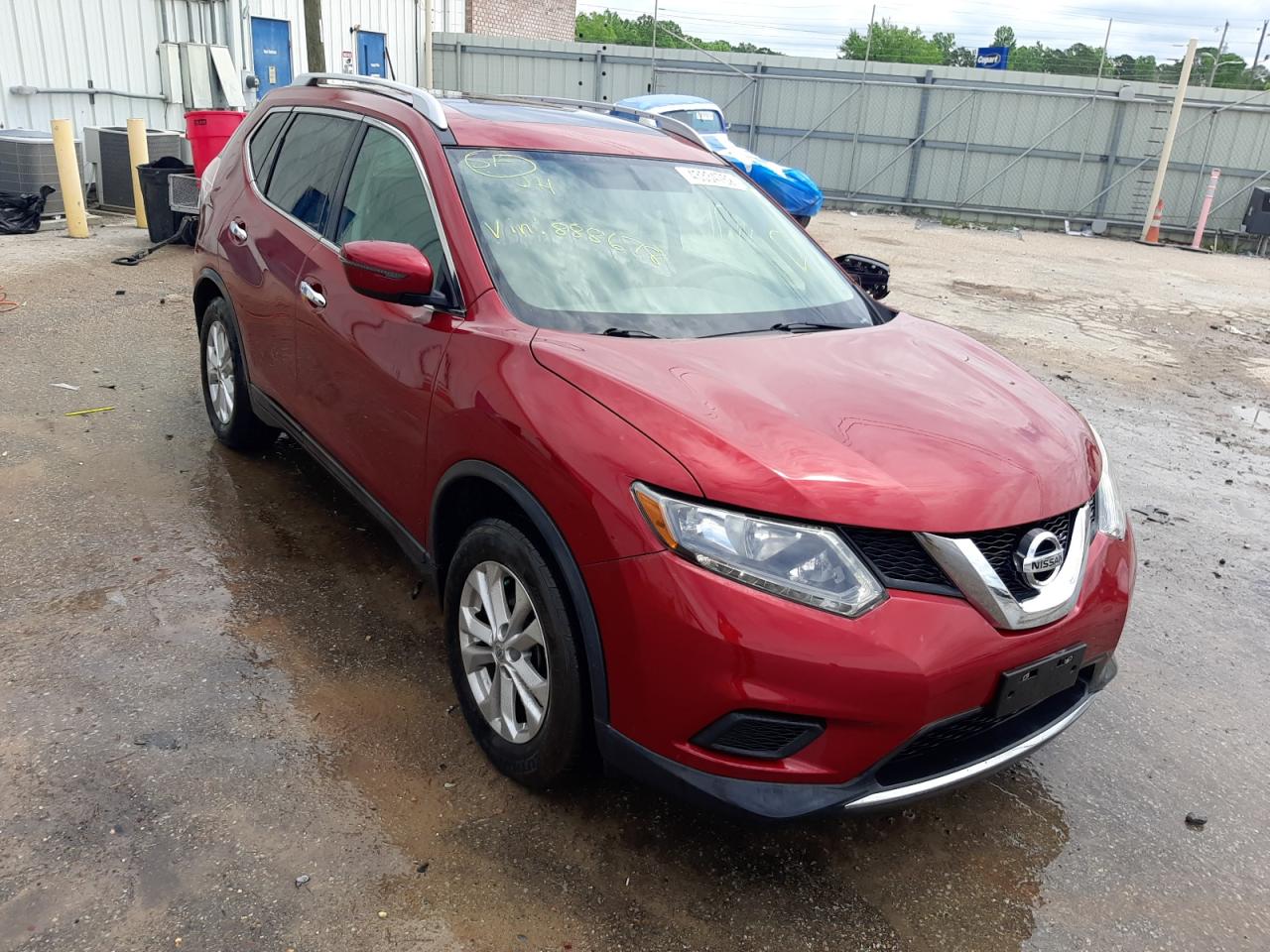 NISSAN ROGUE S 2016 with VIN 5N1AT2MT5GC888678 - Photo from auction