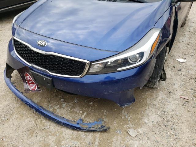 Photo 9 from auction – 2018 KIA FORTE LX with VIN 3KPFK4A76JE210523