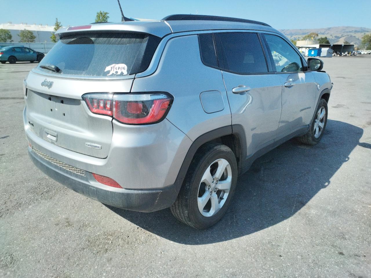 صورة رقم 4 من المزاد - 2018 JEEP COMPASS LA مع VIN 3C4NJCBB4JT137059