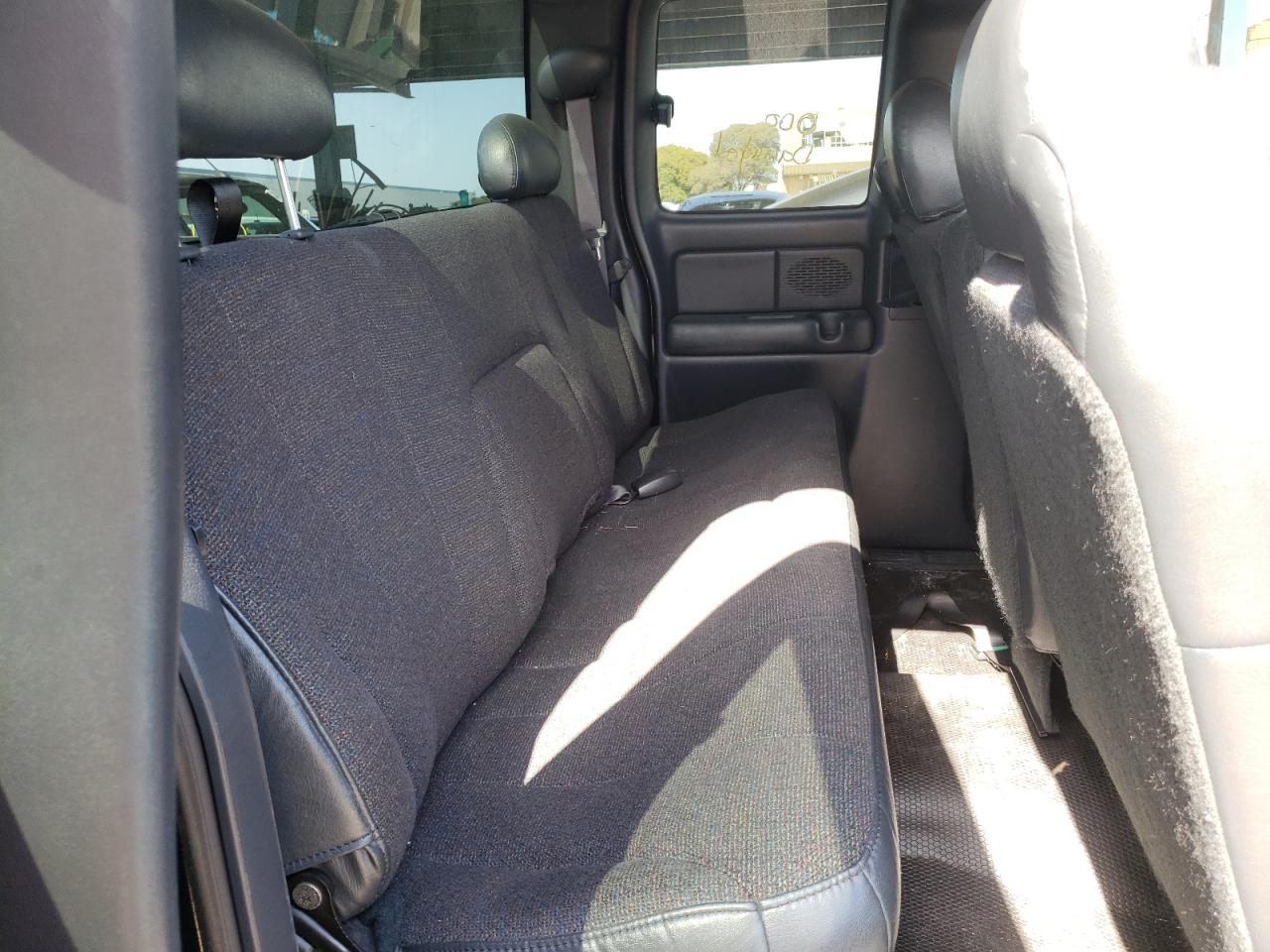 Photo 6 from auction – 2001 CHEVROLET SILVERADO with VIN 1GCEC19W91Z167724