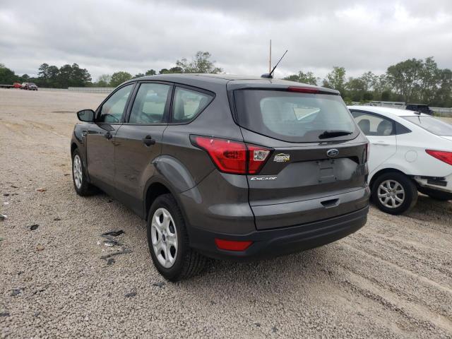 Photo 3 from auction – 2019 FORD ESCAPE S with VIN 1FMCU0F73KUB75016