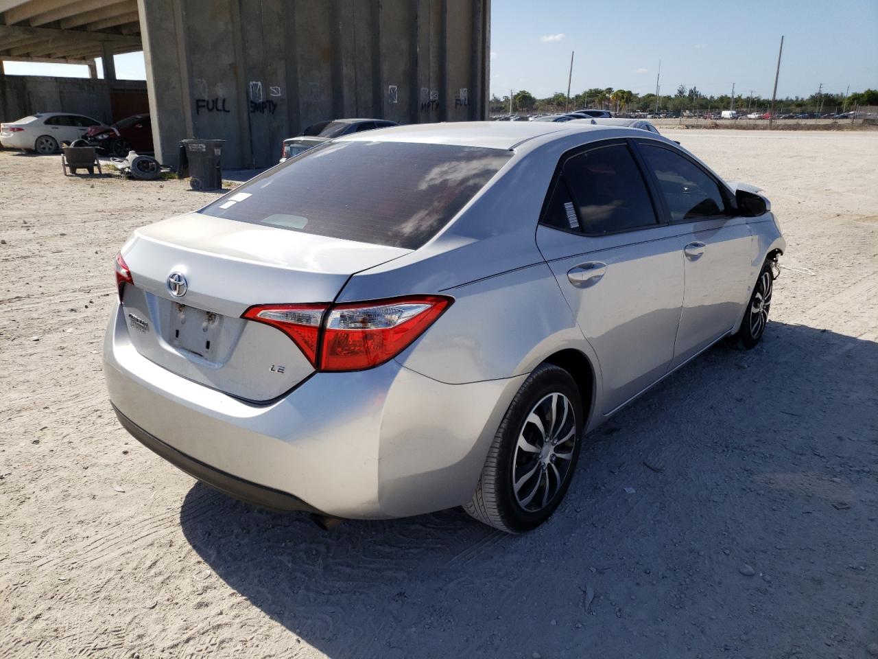 Photo 4 from auction – 2016 TOYOTA COROLLA L with VIN 5YFBURHE5GP557486