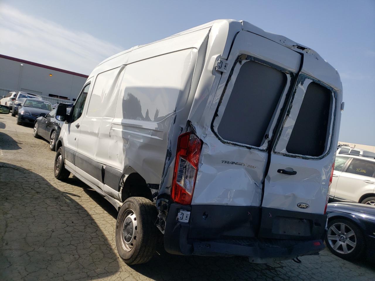 Photo 3 from auction – 2019 FORD TRANSIT T- with VIN 1FTYR2CM0KKB65234