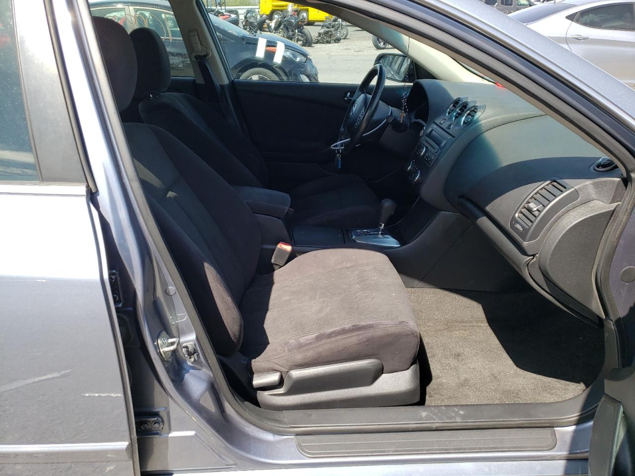 Photo 5 from auction – 2012 NISSAN ALTIMA SR with VIN 1N4BL2AP1CN501337
