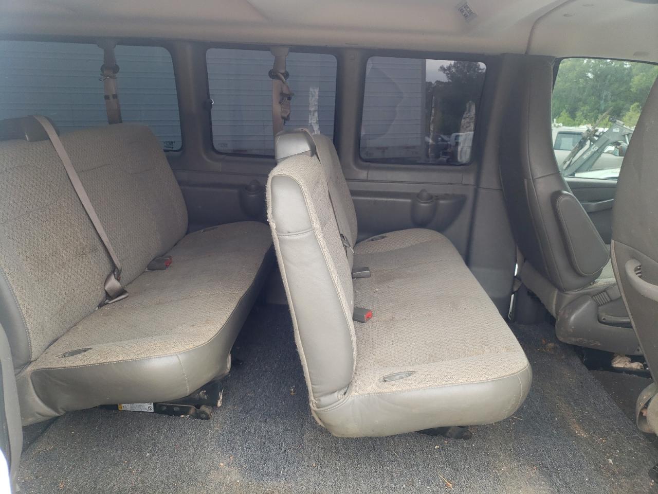 Photo 6 from auction – 2019 CHEVROLET EXPRESS G3 with VIN 1GAZGPFG7K1265875