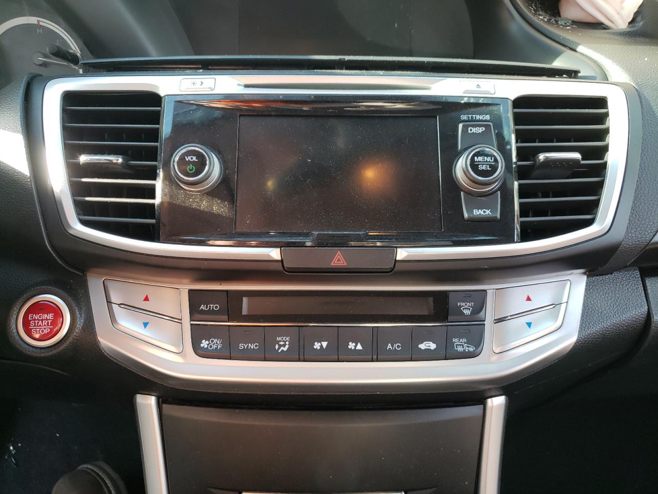 Photo 9 from auction – 2015 HONDA ACCORD EXL with VIN 1HGCR2F85FA140352