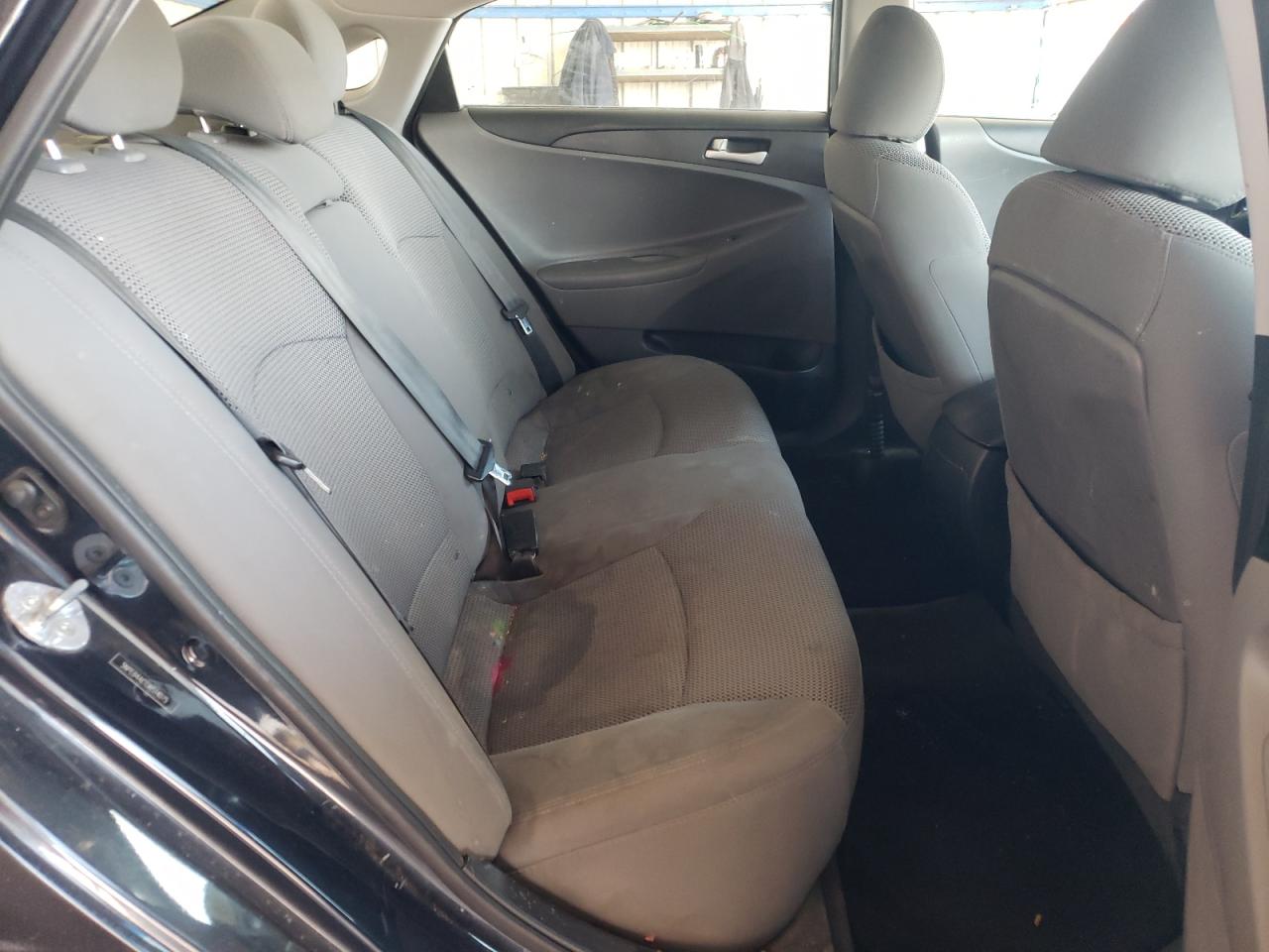 Photo 6 from auction – 2013 HYUNDAI SONATA GLS with VIN 5NPEB4AC1DH514075