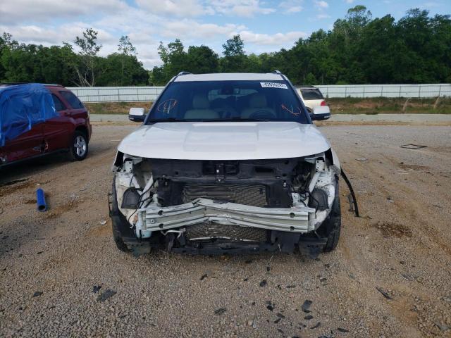 Photo 9 from auction – 2017 FORD EXPLORER L with VIN 1FM5K7F82HGE08052