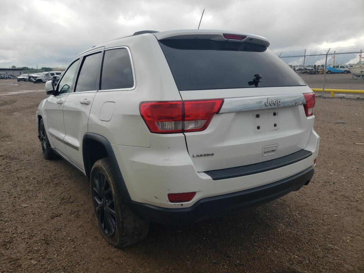 Photo 3 from auction – 2013 JEEP GRAND CHER with VIN 1C4RJEAG3DC514202