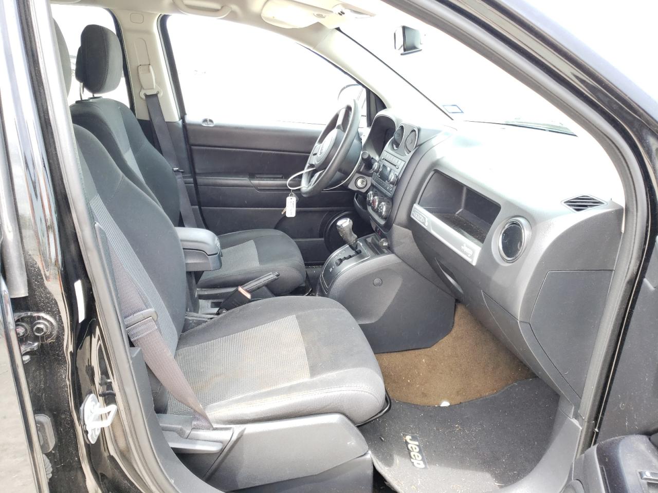 Photo 5 from auction – 2016 JEEP COMPASS SP with VIN 1C4NJCBA9GD687797