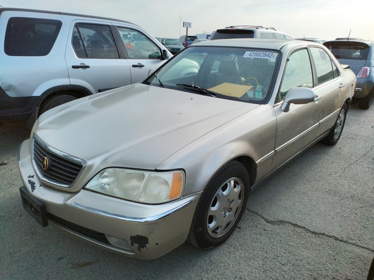 Photo 2 from auction – 2001 ACURA 3.5RL with VIN JH4KA96531C002630