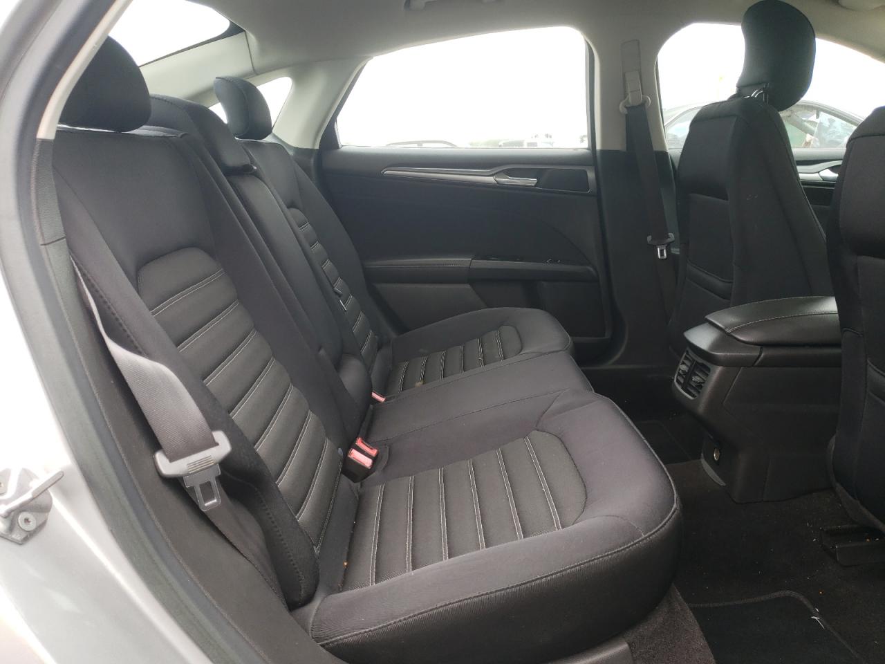 Photo 6 from auction – 2014 FORD FUSION SE with VIN 3FA6P0H7XER251502