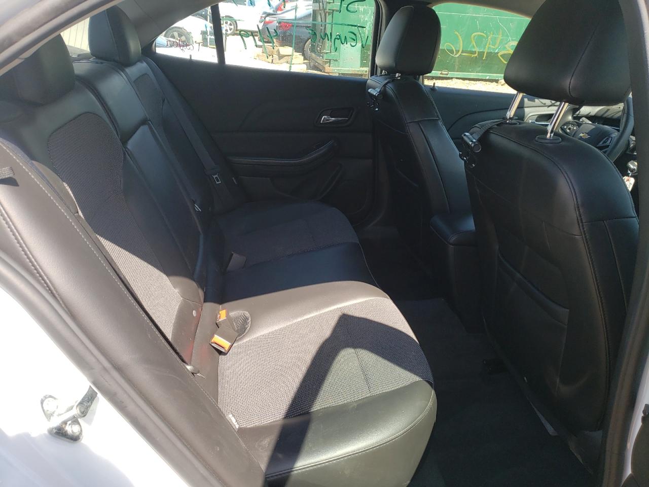 Photo 6 from auction – 2015 CHEVROLET MALIBU 1LT with VIN 1G11C5SL9FF271797