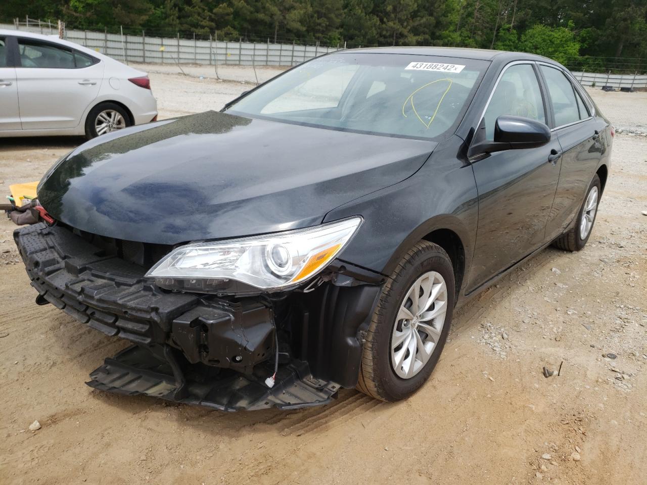 Photo 2 from auction – 2017 TOYOTA CAMRY LE with VIN 4T1BF1FK8HU623470