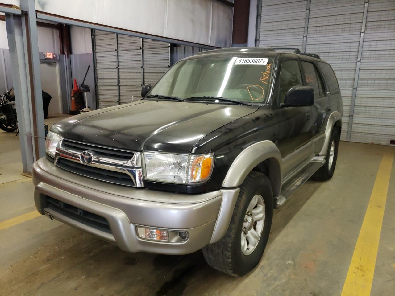 Photo 2 from auction – 2002 TOYOTA 4RUNNER LI with VIN JT3GN87R020220667