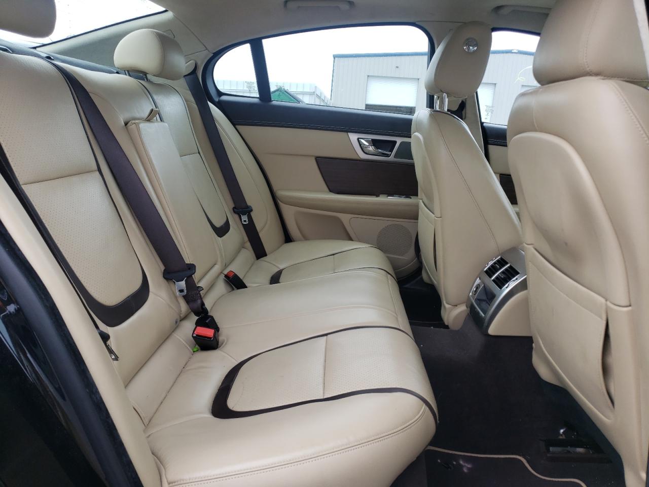 Photo 6 from auction – 2015 JAGUAR XF 3.0 SPO with VIN SAJWJ0FF1F8U72643