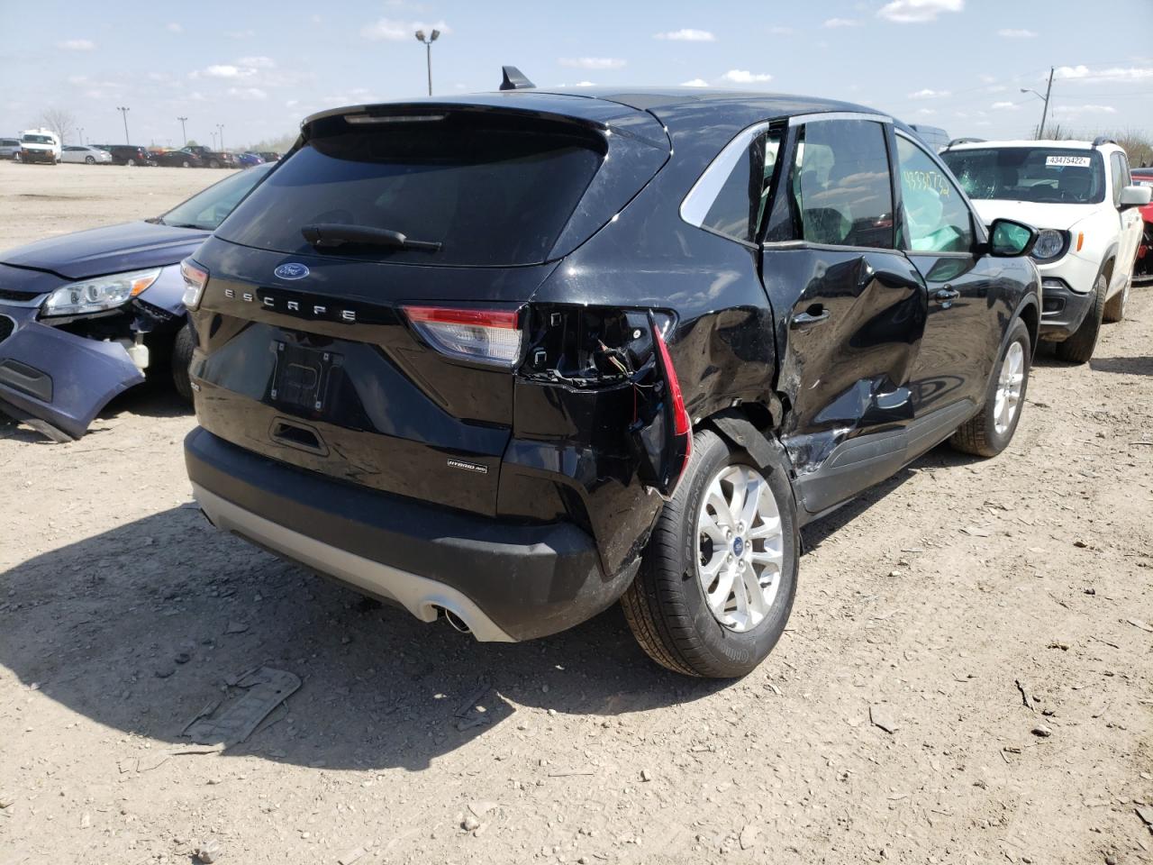 Photo 4 from auction – 2021 FORD ESCAPE SE with VIN 1FMCU9BZ3MUA58826