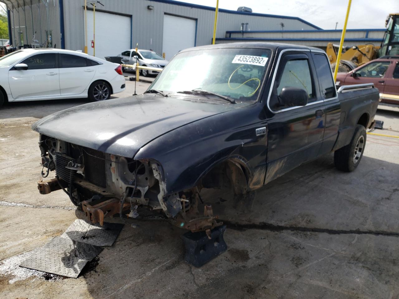 Photo 2 from auction – 1999 MAZDA B3000 CAB with VIN 4F4YR16V5XTM25277