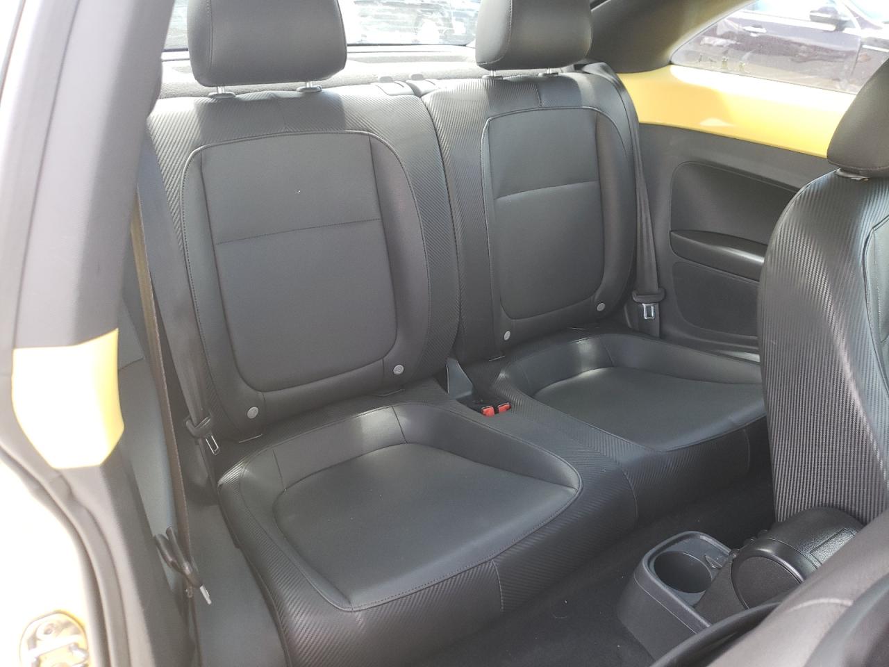 Photo 6 from auction – 2012 VOLKSWAGEN BEETLE with VIN 3VWJP7AT6CM605608