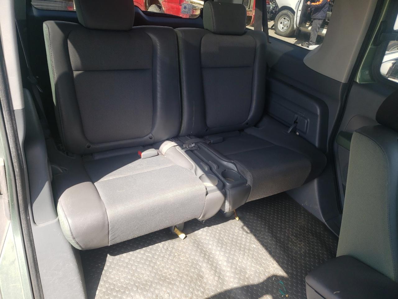 Photo 6 from auction – 2004 HONDA ELEMENT EX with VIN 5J6YH286X4L025602