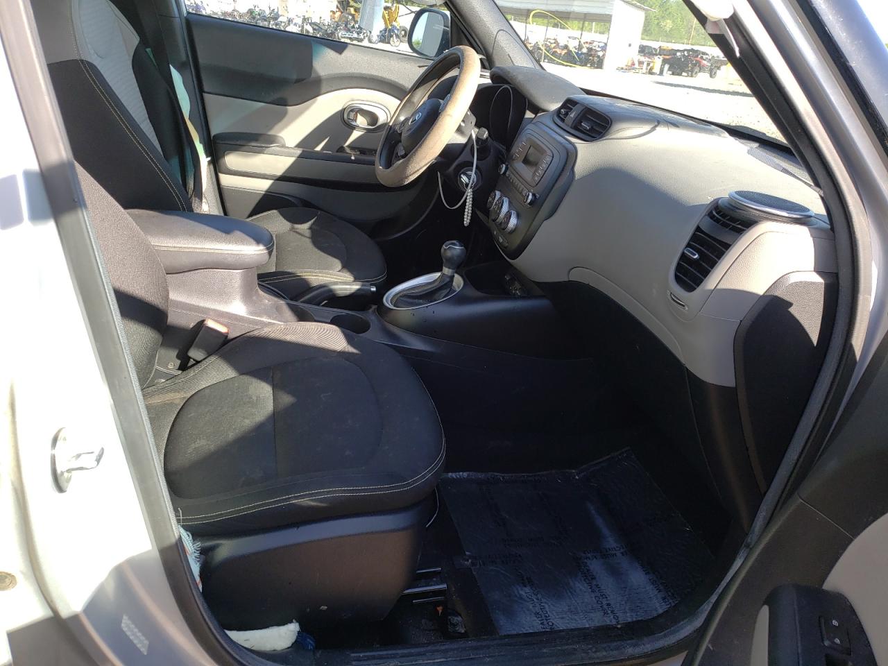 Photo 5 from auction – 2015 KIA SOUL + with VIN KNDJP3A59F7757121