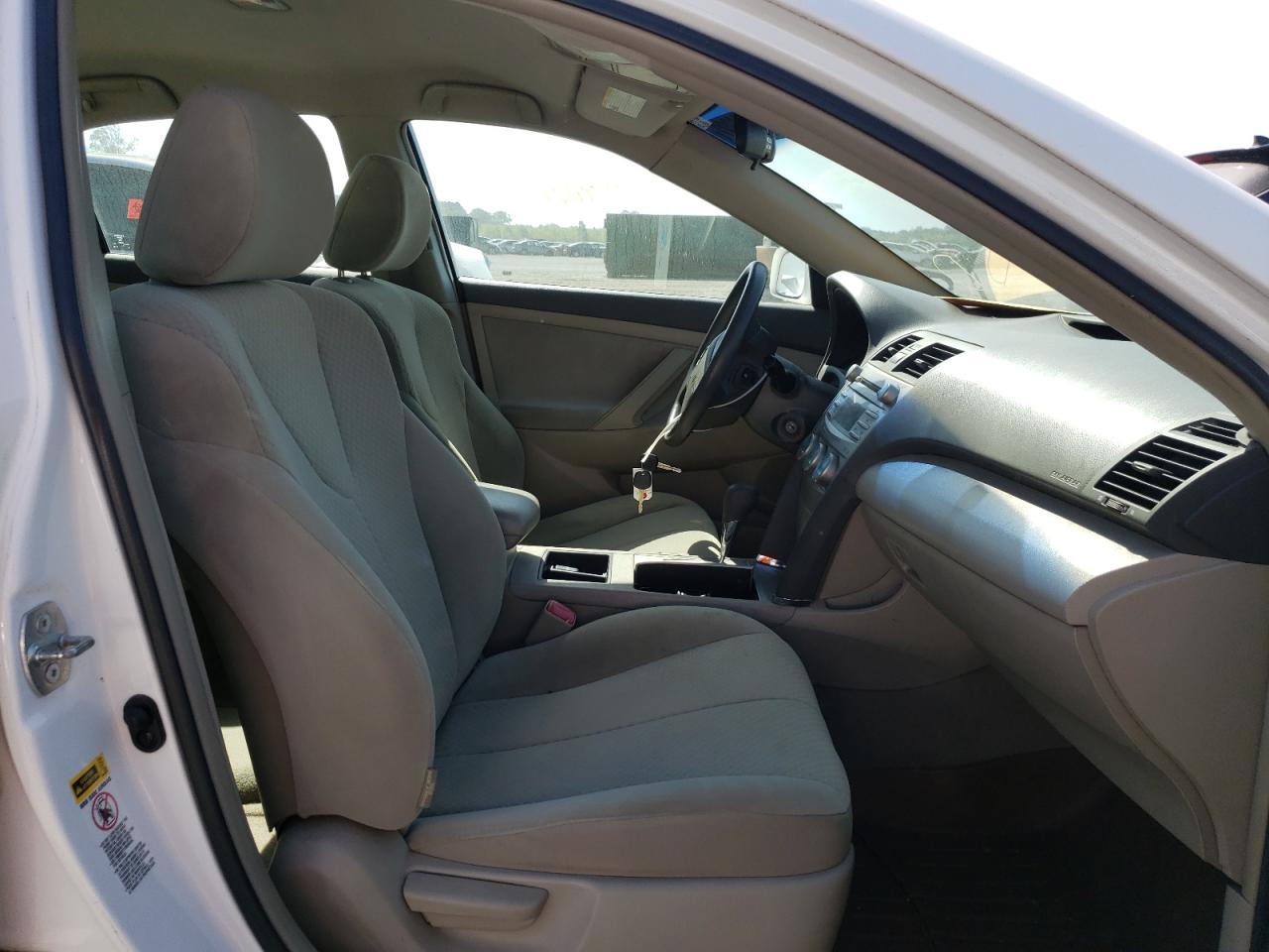 Photo 5 from auction – 2009 TOYOTA CAMRY BASE with VIN 4T1BE46K99U830777