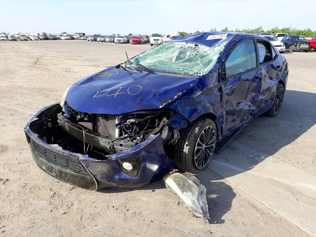 Photo 2 from auction – 2015 TOYOTA COROLLA L with VIN 5YFBURHE5FP340597