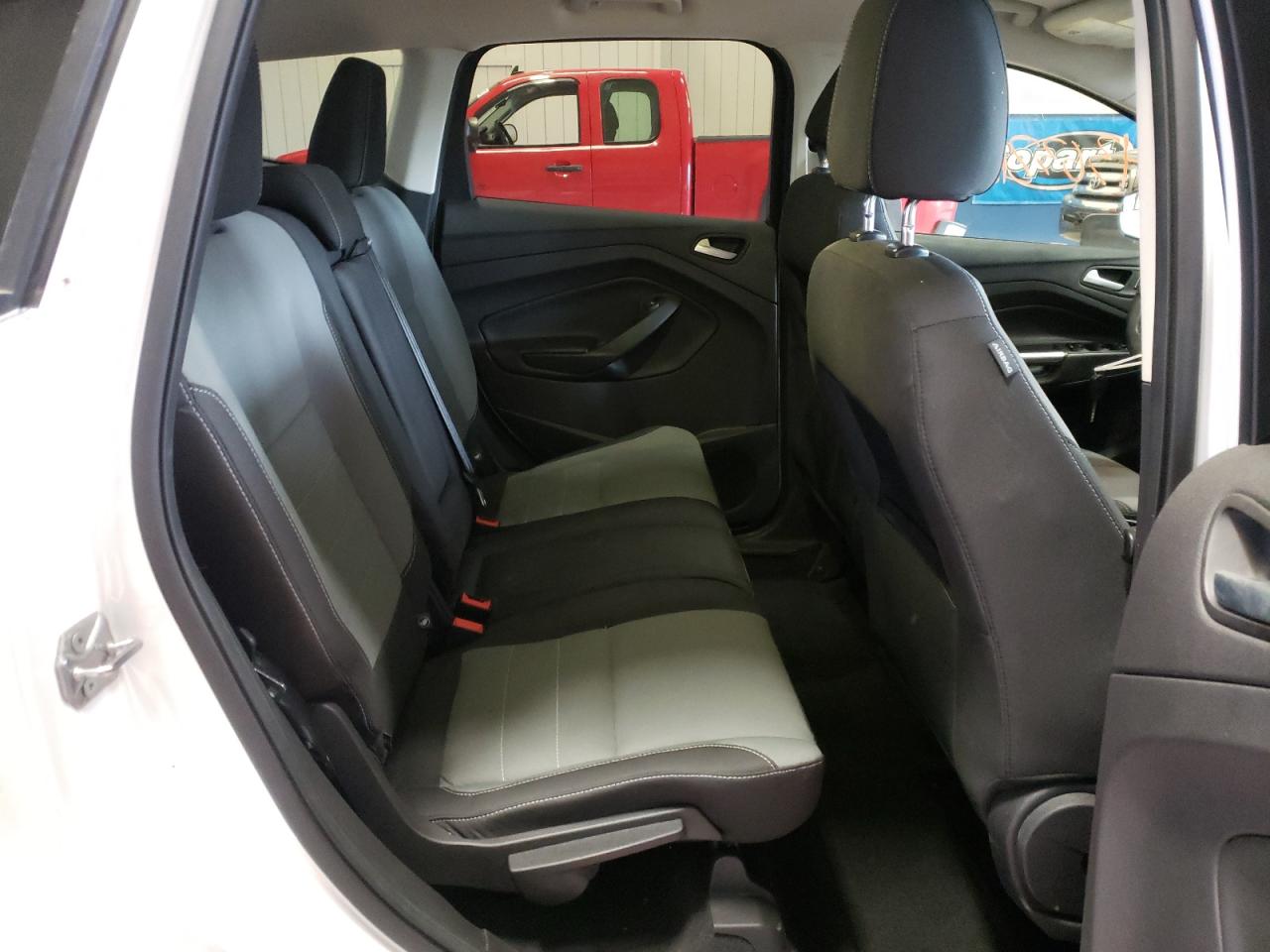 Photo 6 from auction – 2016 FORD ESCAPE SE with VIN 1FMCU0G70GUC91179