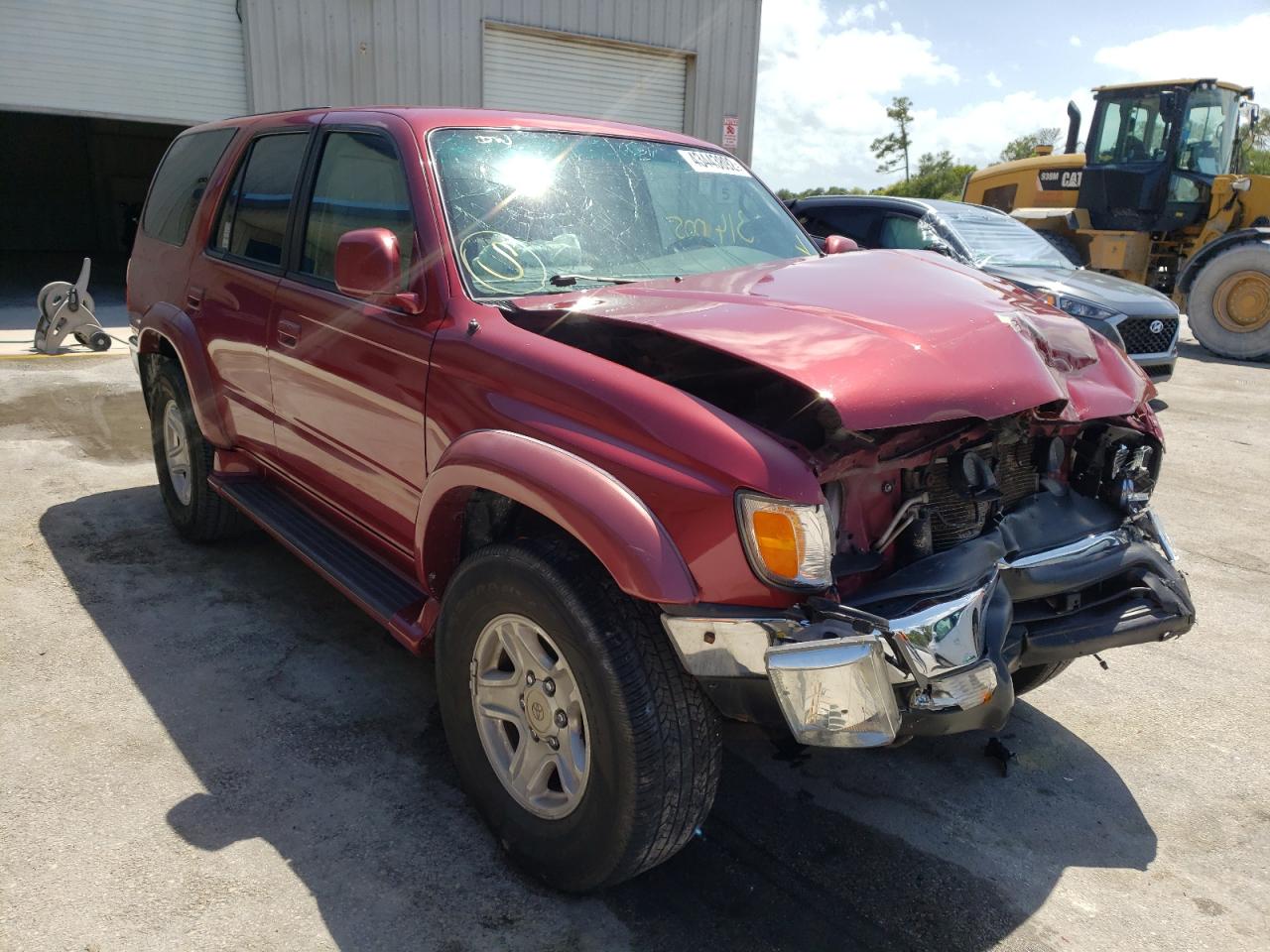 TOYOTA 4RUNNER SR 2002 with VIN JT3GN86R920253121 - Photo from auction