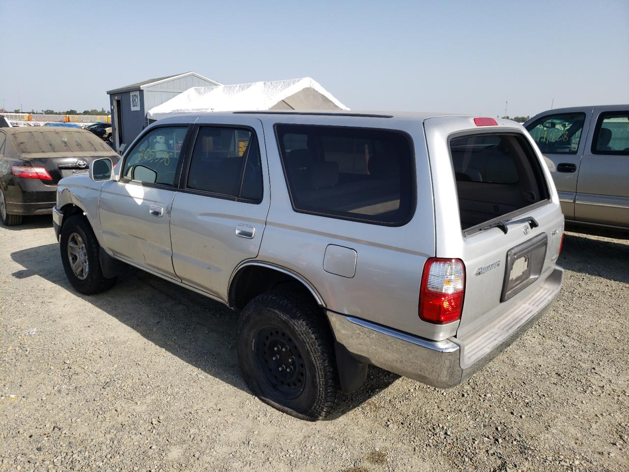 Photo 3 from auction – 2001 TOYOTA 4 RUNNER with VIN JT3HN86R810349647