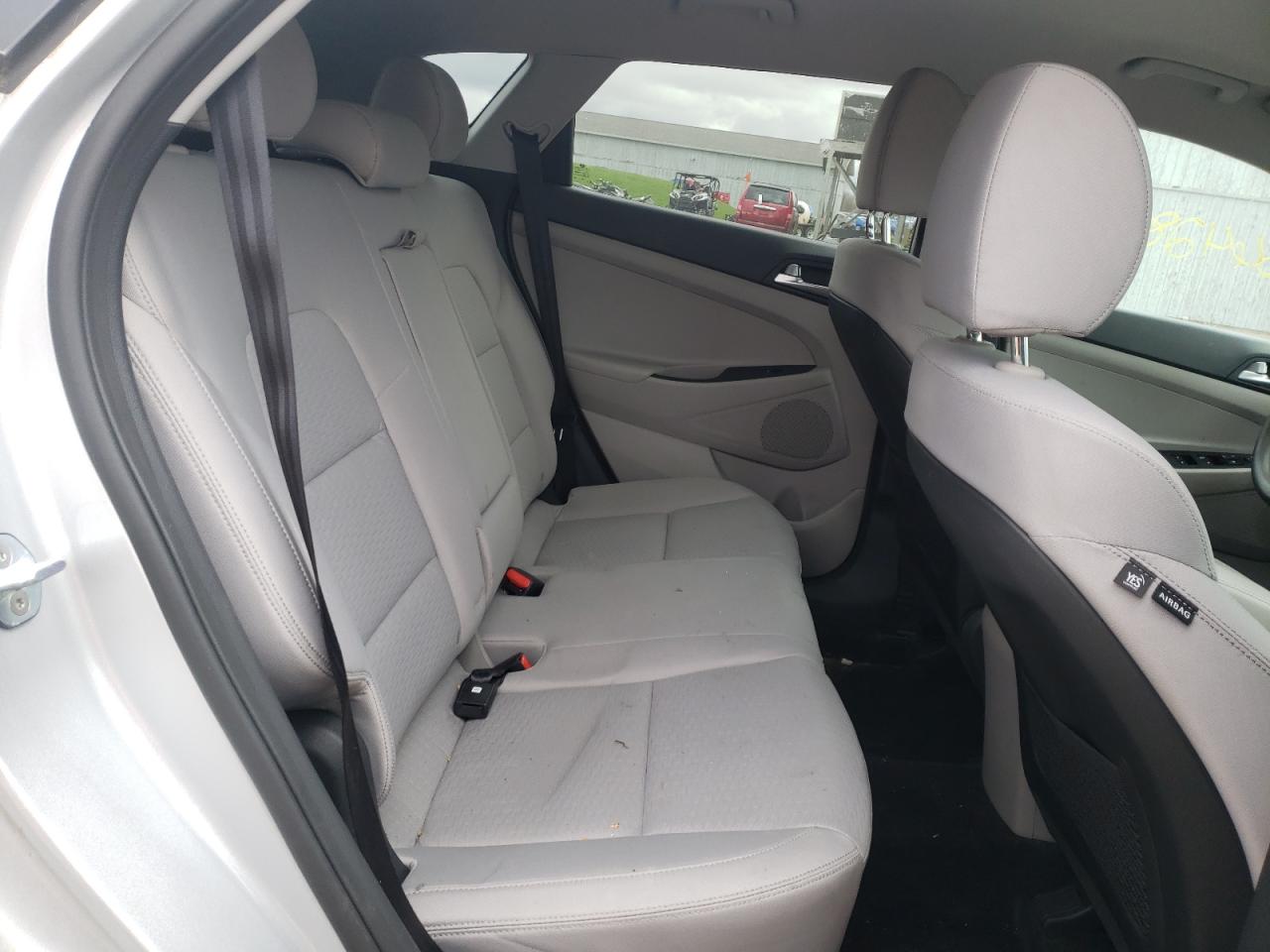 Photo 6 from auction – 2019 HYUNDAI TUCSON SE with VIN KM8J2CA48KU869969
