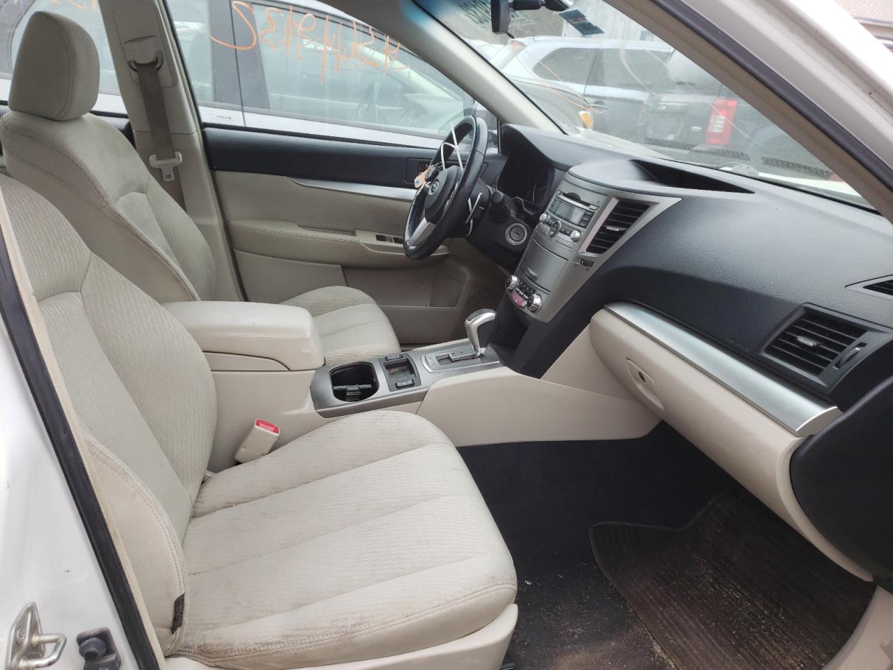 Photo 5 from auction – 2010 SUBARU LEGACY 2.5 with VIN 4S3BMBC66A3239660