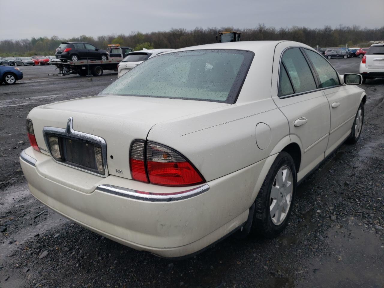 Photo 4 from auction – 2004 LINCOLN LS with VIN 1LNHM86S34Y683815