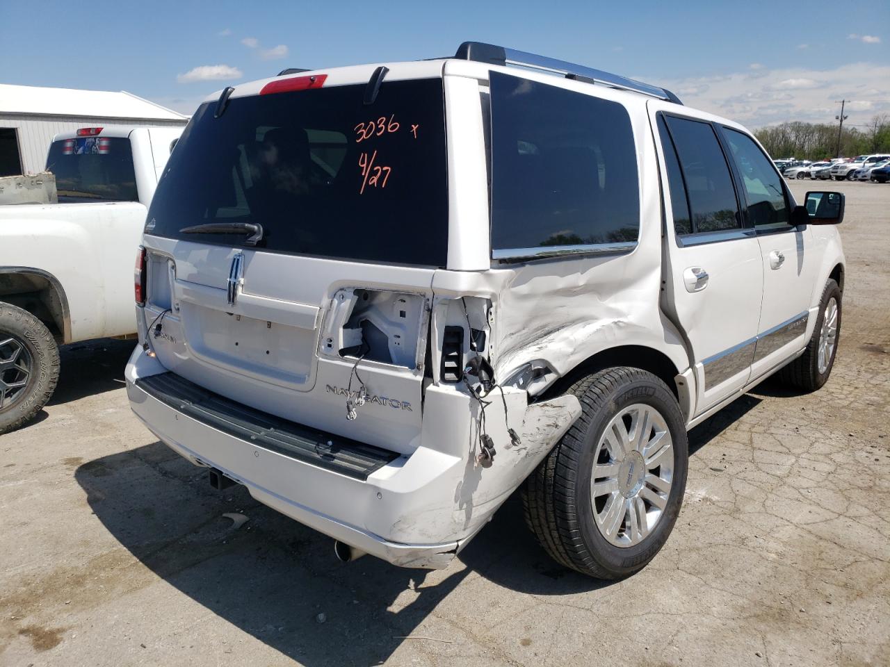 Photo 9 from auction – 2013 LINCOLN NAVIGATOR with VIN 5LMJJ2J5XDEL03036