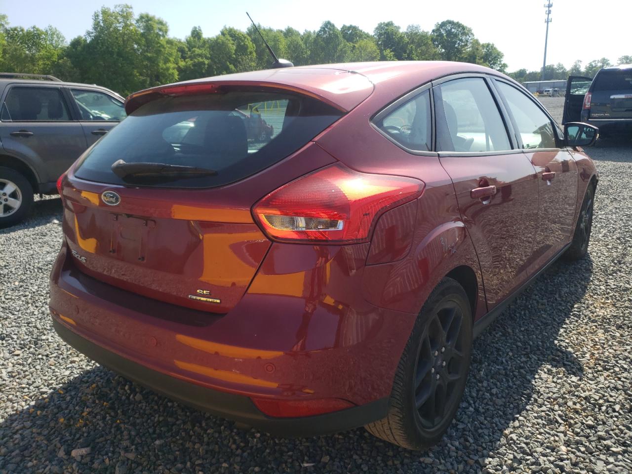 Photo 16 from auction – 2016 FORD FOCUS SE with VIN 1FADP3K27GL318130
