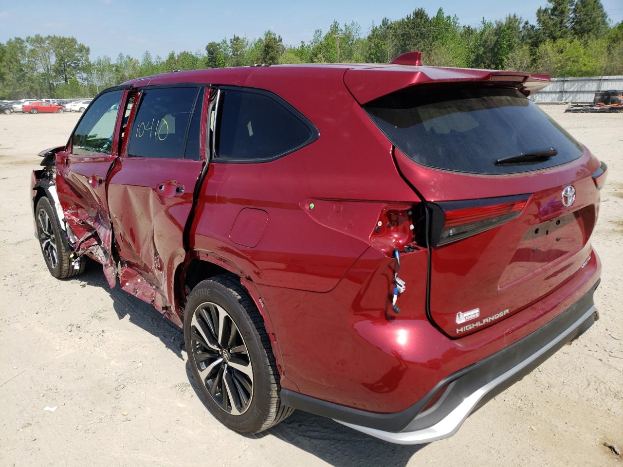 Photo 15 from auction – 2021 TOYOTA HIGHLANDER with VIN 5TDLZRBH6MS155861