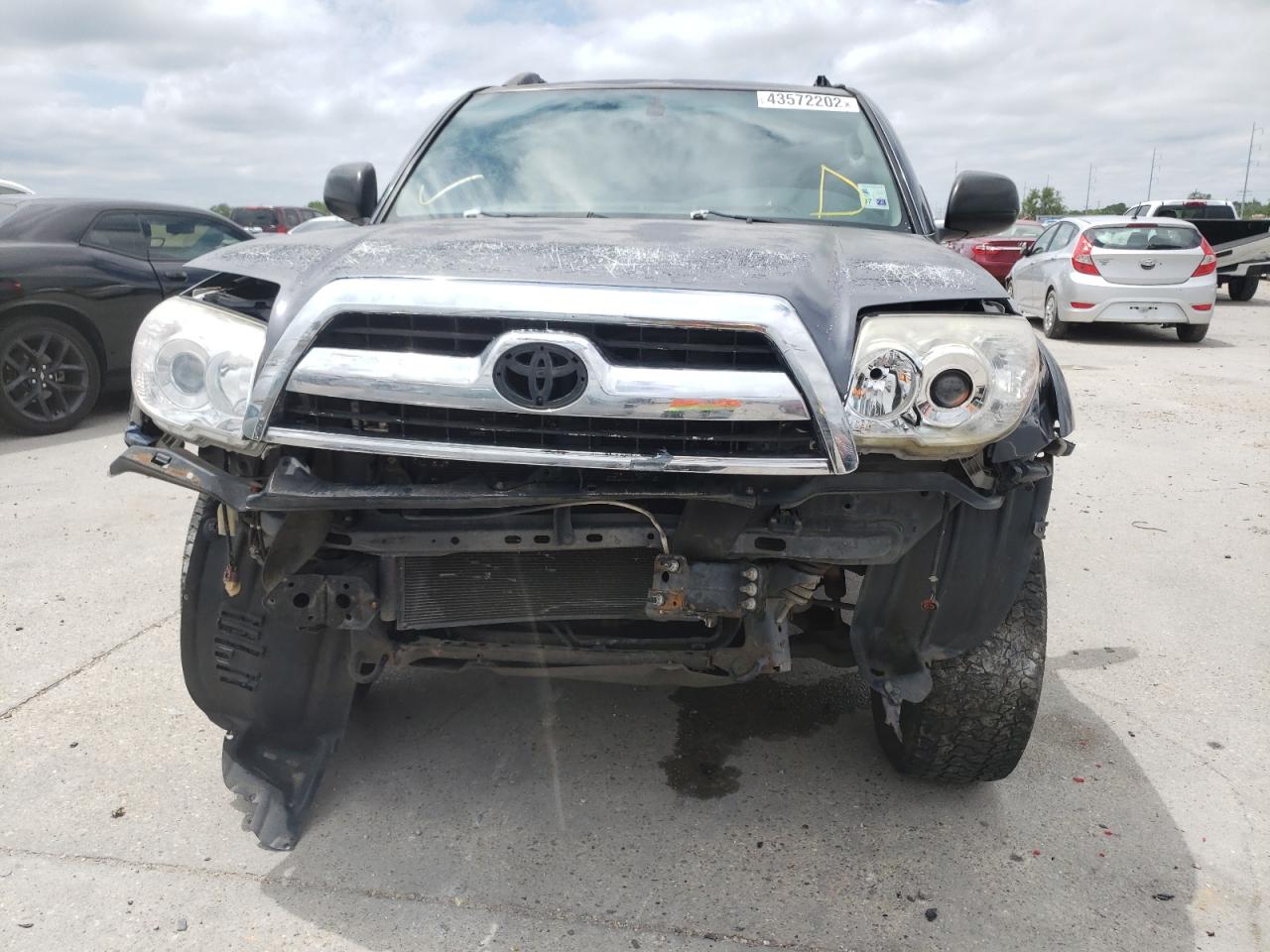 Photo 9 from auction – 2006 TOYOTA 4RUNNER SR with VIN JTEZU14RX68060206